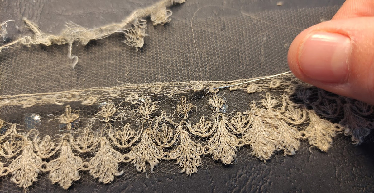 Konzervatorsko-restauratorski radovi na odjeći barunice Ane Zmajić