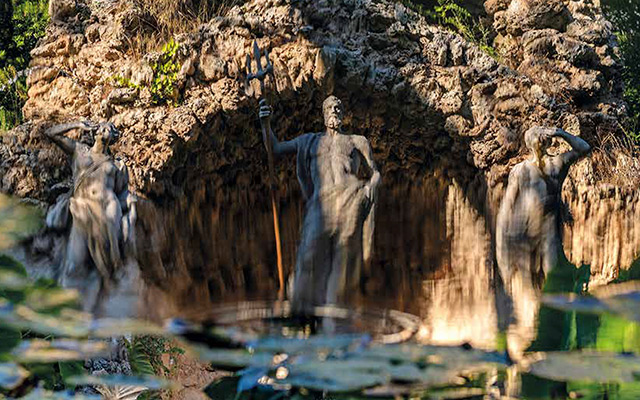 Monografija "Ladanje u Trstenom. Posjed obitelji Gučetić i konzervatorska istraživanja povijesnih građevina"