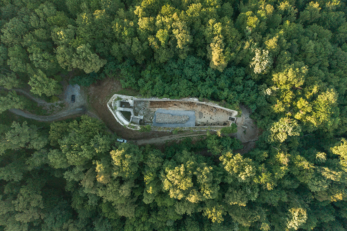 Popovača, Stari grad Jelengrad
