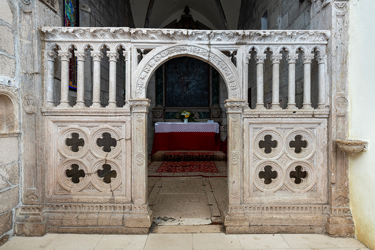 Kapela Sv. Križa u sklopu kompleksa sv. Marije od Milosti u Hvaru